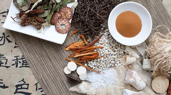 不锈钢厨具家家有,挑选使用要留心! 不锈钢厨具家家有,挑选使用要留心!